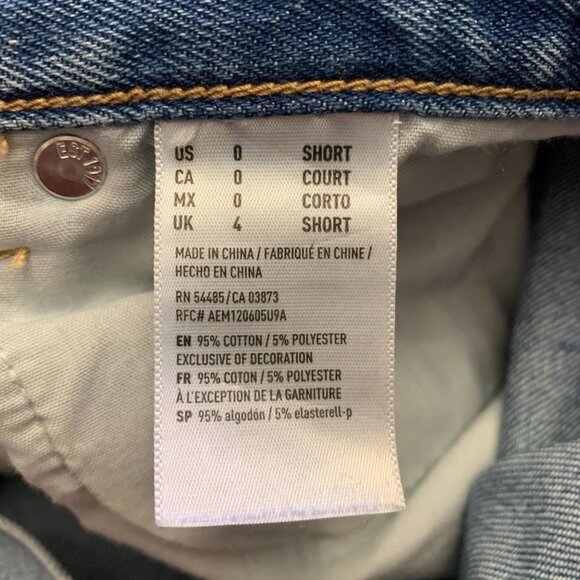 American Eagle Mom Jean Size 0 Short Distressed medium/light wash - Picture 7 of 7